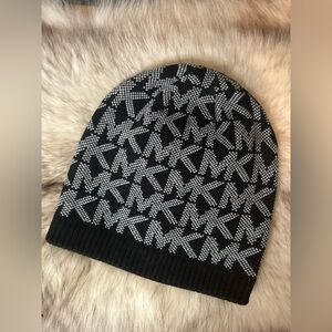 Michael Kors knit tuque